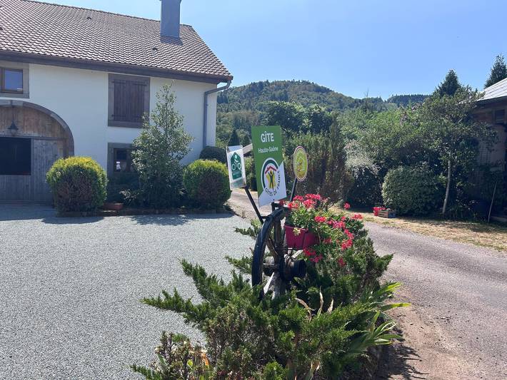 Gîte pour 6 personnes, avec Terrasse et Jardin