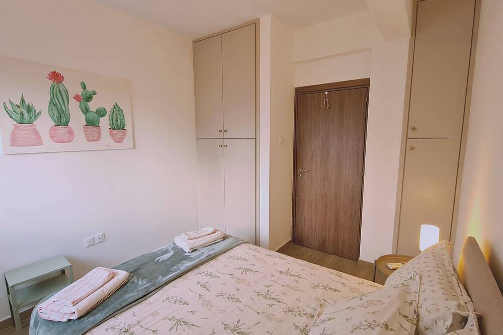 Ganze Wohnung, Stay Sunlit Harbor Apartment in Limassol, Südzypern