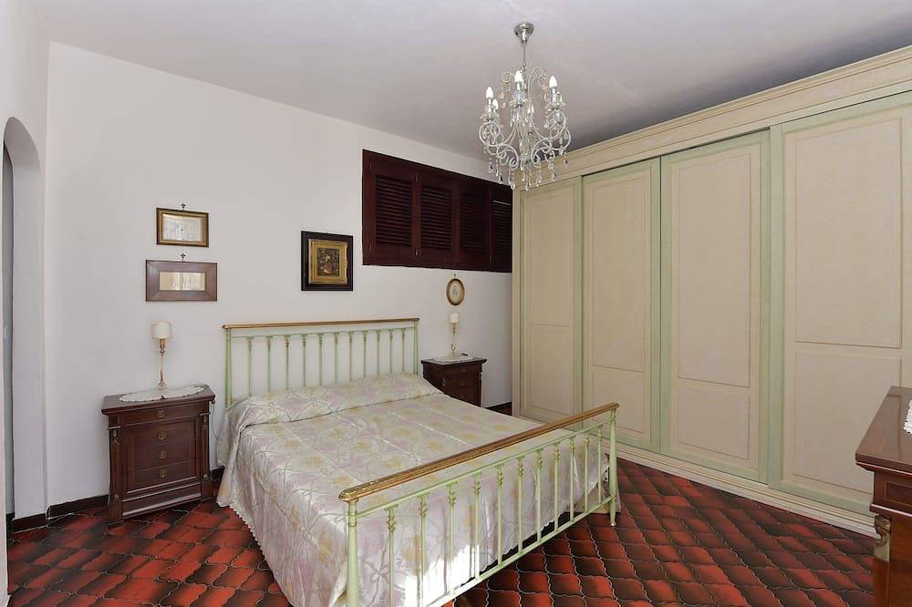 Elegant apartment wonderful view in Amalfi, Amalfi Coast