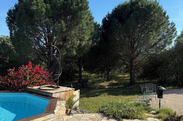 Location de vacances pour 9 personnes à Saint-Marcel-d'Ardèche