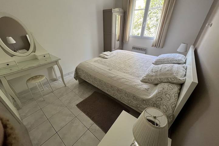 Location de vacances pour 5 personnes, avec jardin à Tarascon - 2