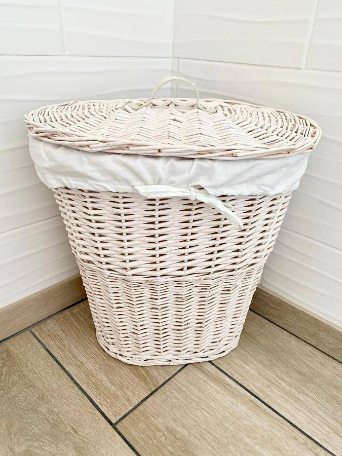 Location de vacances pour 4 personnes, avec jardin ainsi que vue et piscine à Aulnay - 3