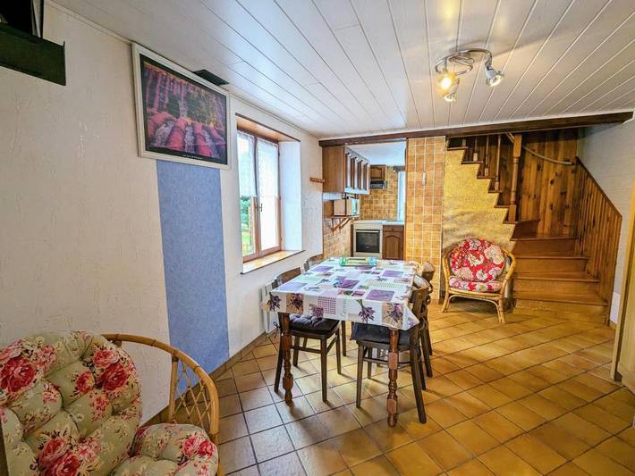 Location de vacances pour 3 personnes, avec jardin à Laveline-du-Houx - 2