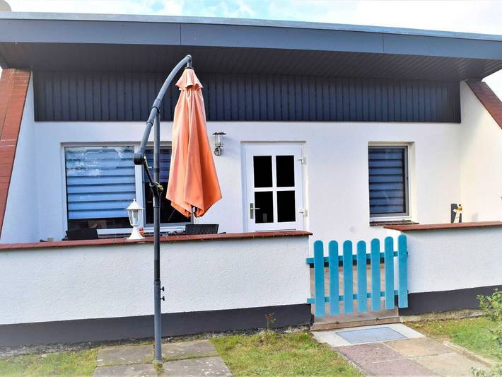 Ferienhaus für 3 Personen, mit Terrasse und Garten in Stahlbrode