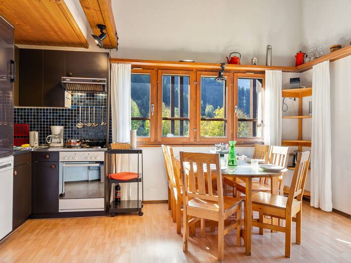 Ferienwohnung für 6 Personen, mit Garten und Ausblick sowie Balkon, mit Haustier in Ernen - 4