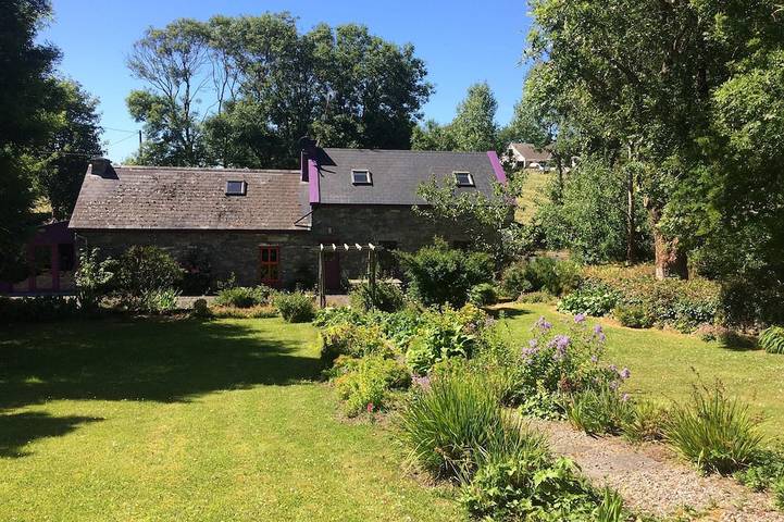 Cottage for 6 people, with garden in County Clare