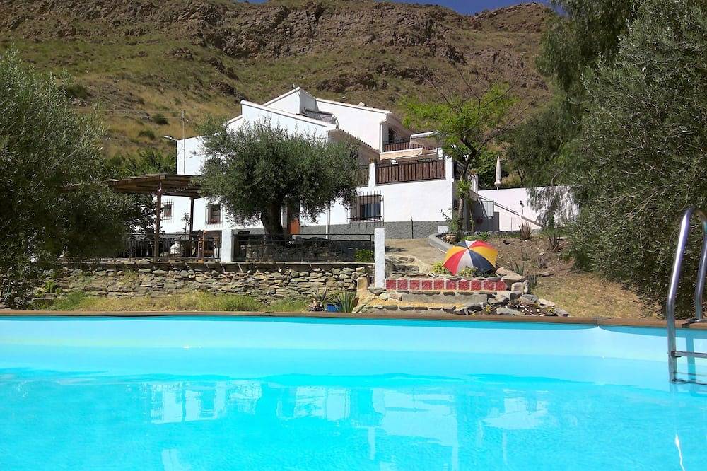Delightful Rural Cottage with pool. in Lubrín, Almería Provinz