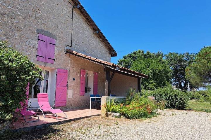 Location de vacances pour 4 personnes, avec Balcon et Terrasse à Saint-Pierre-de-Buzet