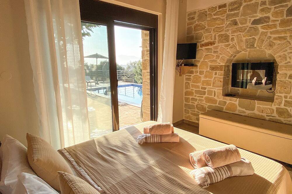 Traumhafte Meerblick-Villa mit beheiztem Pool & Dachterrasse | 6 Gäste in Kalamaki (Kreta), Kamilari