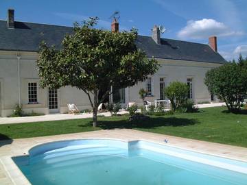 Gîte pour 5 personnes, avec vue et piscine à La Chapelle-sur-Loire