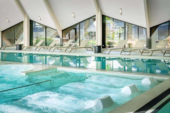 Club vacances pour 2 personnes, avec piscine et jardin ainsi que sauna et jacuzzi dans le Morbihan - 2