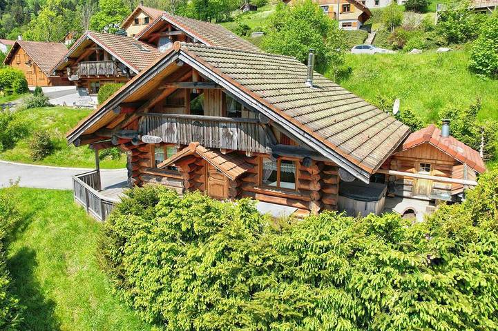 Chalet 3* en rondins, terrasse,  jacuzzi, kota-sauna au cœur des Hautes-Vosges in La Bresse, Parc naturel régional des Ballons des Vosges