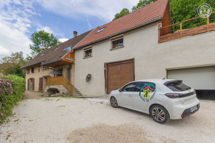 Gîte pour 2 personnes, avec balcon à Drumettaz-Clarafond
