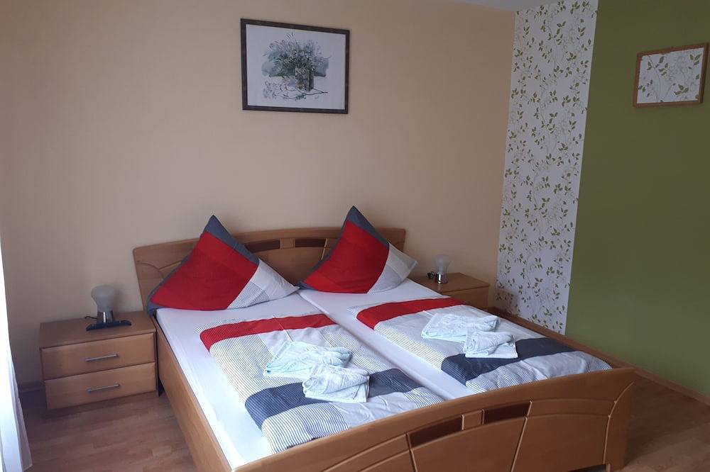 Großes Ferienhaus nahe des historischen Ortskerns und der Burgruine Metternich in Beilstein, Cochem-Zell