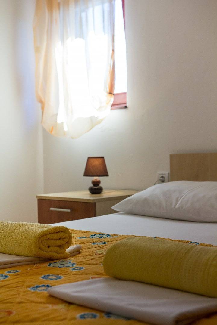 Geheel appartement, Apartment Prica 3, located in Mali Lošinj, possible to accommodate 4-5 people. in Mali Losinj, Lošinj