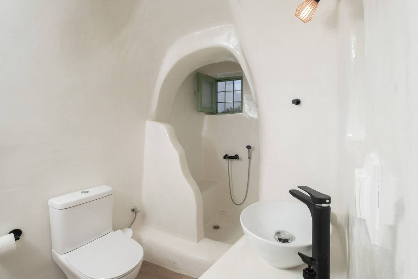 White Orchid Cave House and Studio in Pyrgos Kallistis, Santorin