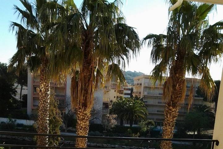 Ferienwohnung für 6 Personen, mit Balkon und Pool sowie Garten - 1