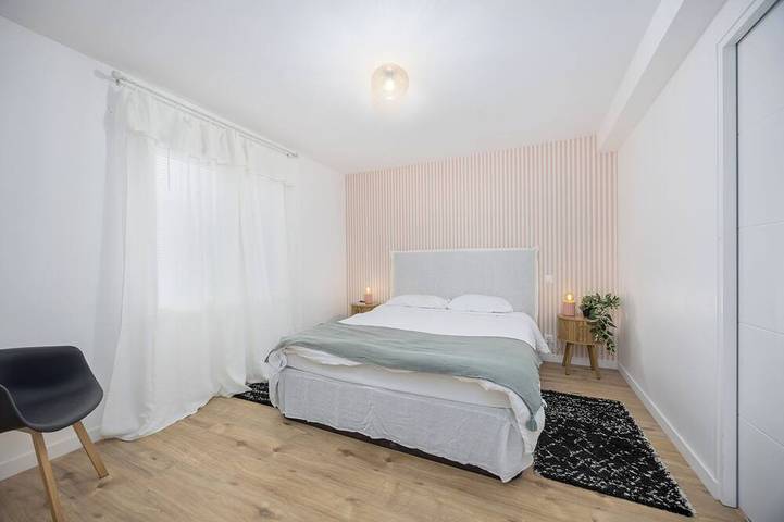 Location de vacances pour 8 personnes, avec jardin dans Plage Longchamp - 4