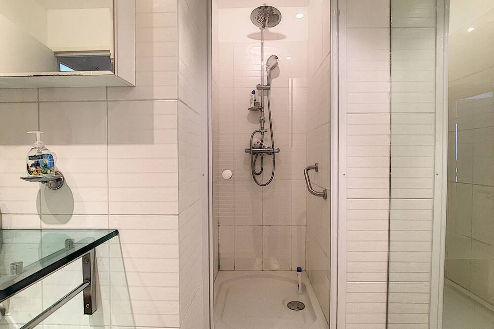 Appartement entier, Bel F3 à Carnon avec piscine, parking, clim et Wifi in Carnon-Plage, Mauguio