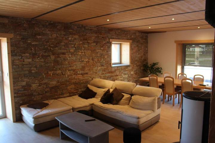 Gîte pour 6 personnes, avec balcon à Orchamps-Vennes - 4