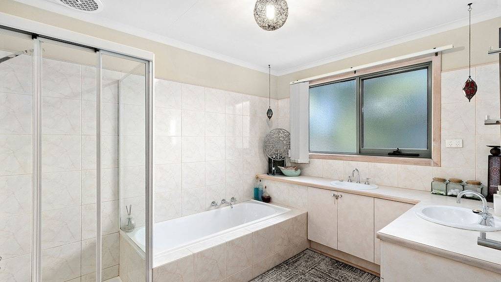 Holiday Home for 6 People in Anglesea, Surf Coast Shire