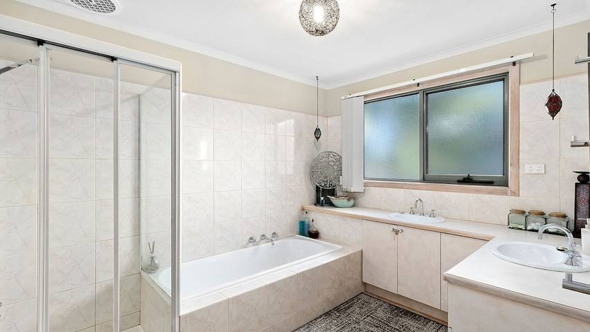 Holiday home for 6 people, with garden and balcony in Great Ocean Road