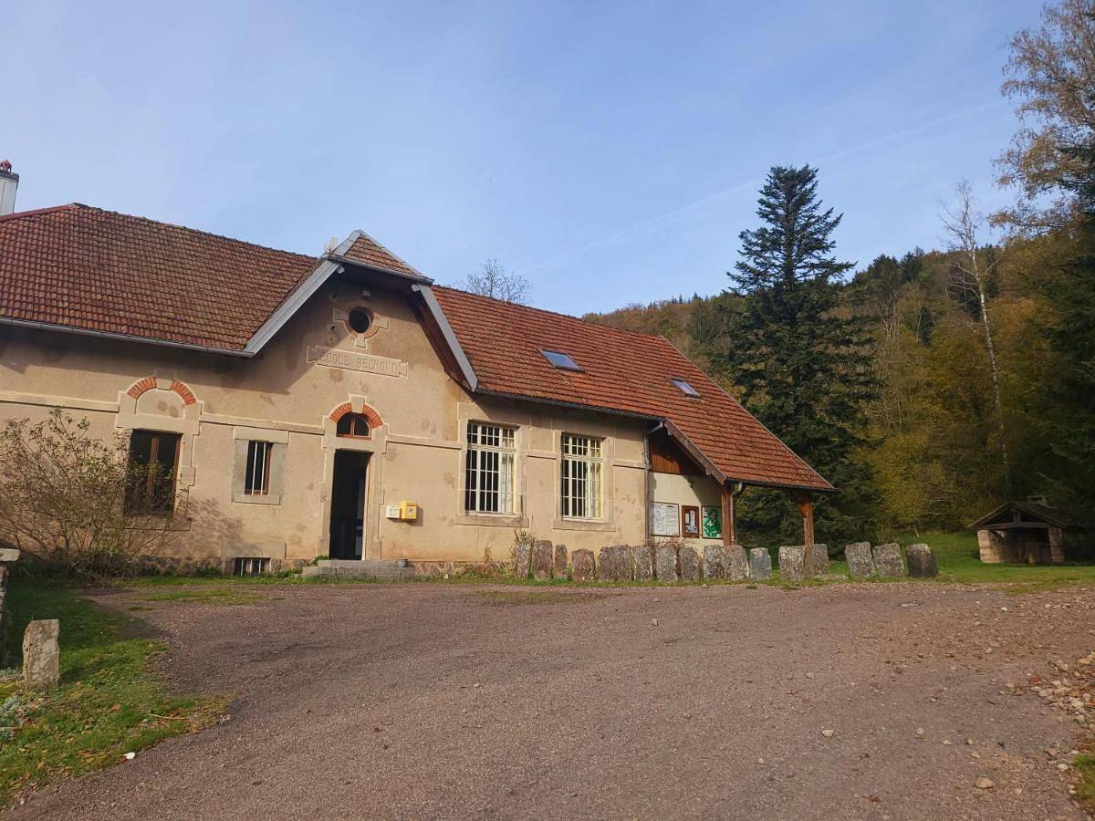 Ecole de Belmont in Haut-du-Them-Château-Lambert, Parc naturel régional des Ballons des Vosges