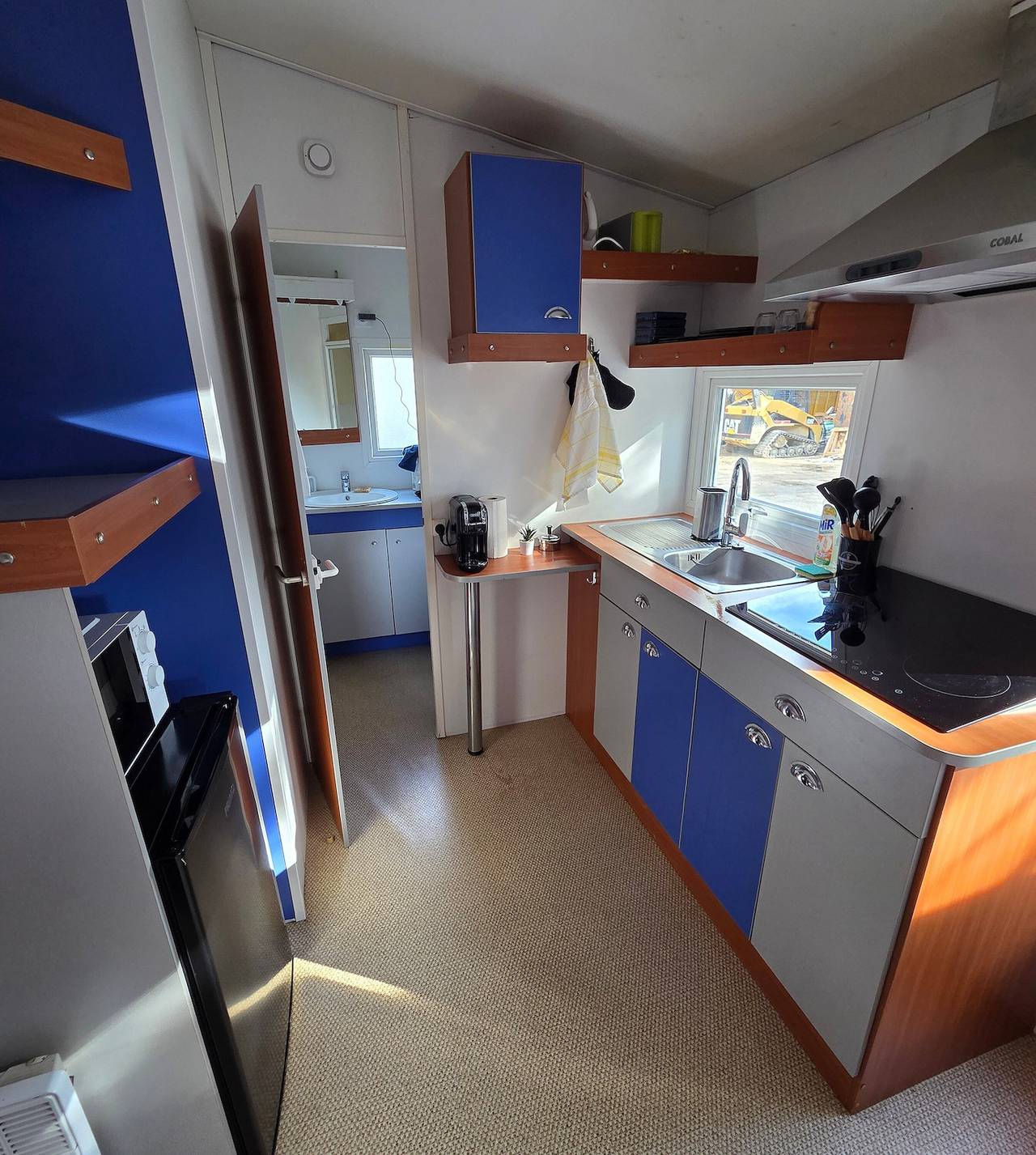 Mobil-home “Pro” con terraza privada y Wi-Fi in Pélissanne, Region de Aix-en-Provence