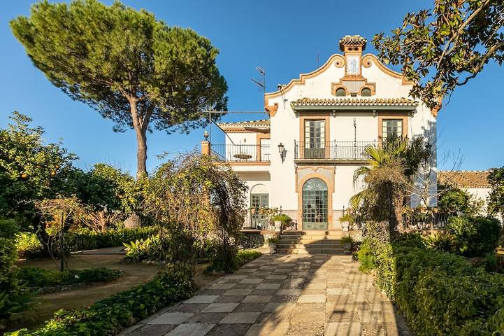 Holiday home for 20 people, with balcony and garden - 1