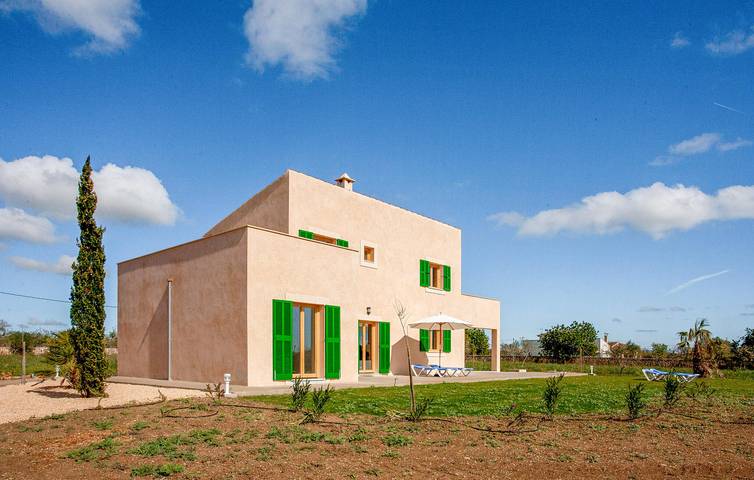 Ferienhaus für 6 Personen, mit Terrasse und Pool - 1