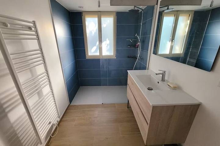 Villa Lou Pantaï tranquillity 10 metres from the sea in Saint-Aygulf, Frejus