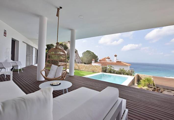 Chalet para 10 personas, con vistas además de piscina y jardín, Se admiten mascotas en Campo de Gibraltar - 2