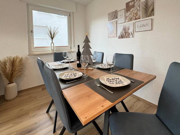 Ferienwohnung für 5 Personen, mit Balkon und Terrasse sowie Garten und Ausblick in Sindelfingen - 4