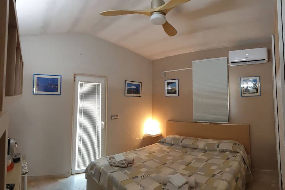 Rural detached house surrounded by greenery, healthy air and plenty of outdoor space. in Bari, Region de Bari