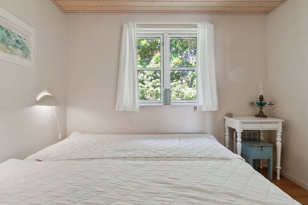 \"Mariam\" - 100m from the sea in Boderne, Aakirkeby