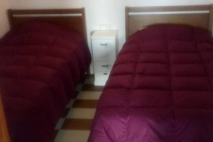 Location de vacances pour 4 personnes, avec terrasse dans Platja de l'Almadrava - 2