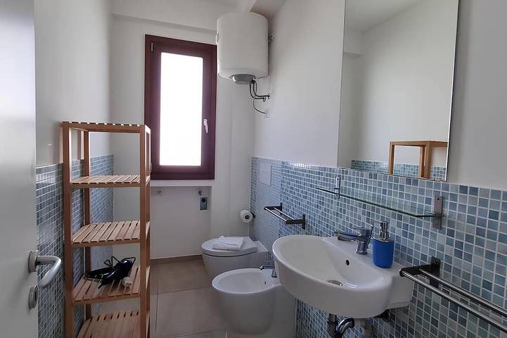 Entire apartment, Nice apartment for 5 guests with A/C, Wifi, Tv and veranda in Spiaggia di Anticaglie, Santa Croce Camerina