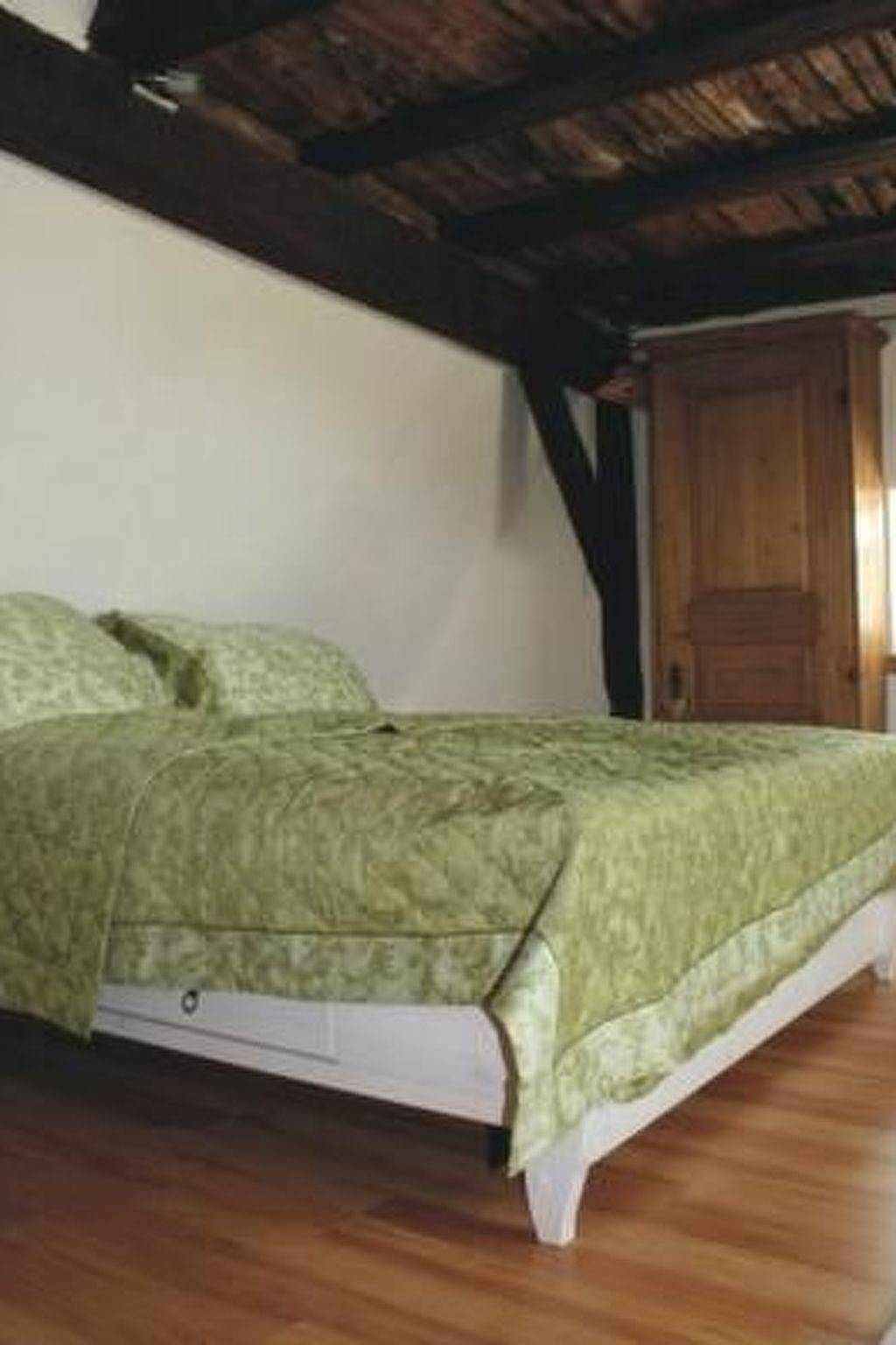 Ganze Wohnung, Studio-Appartement mit eigenem Parkplatz in Venningen, Südliche Weinstraße