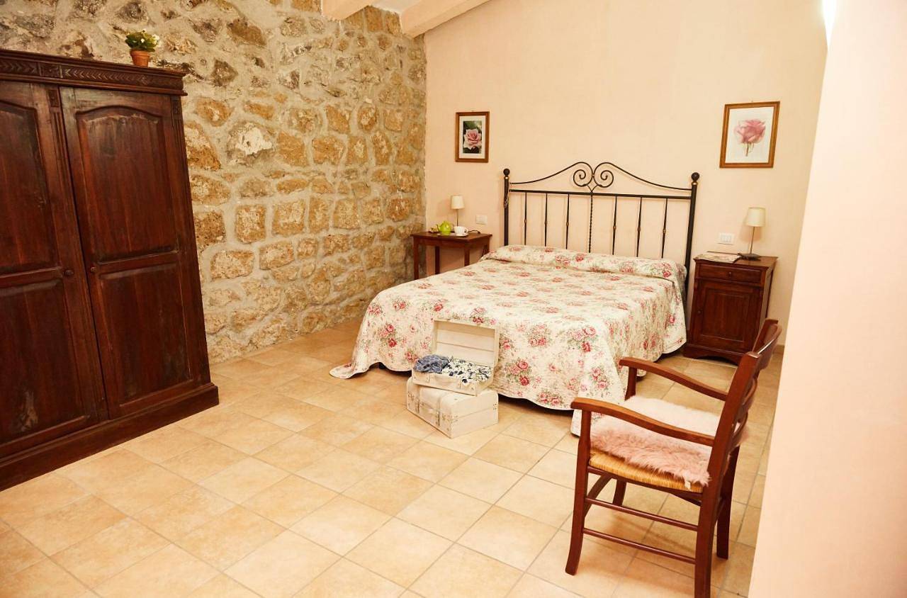 Agriturismo Tenuta Saracone Relax e natura a pochi minuti dal mare in Montalto di Castro, Provincia di Viterbo
