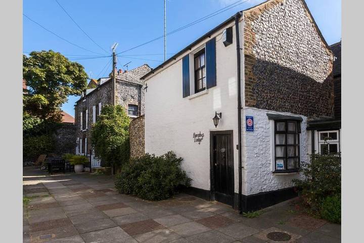 Holiday home for 4 people, with garden, with pets in Broadstairs