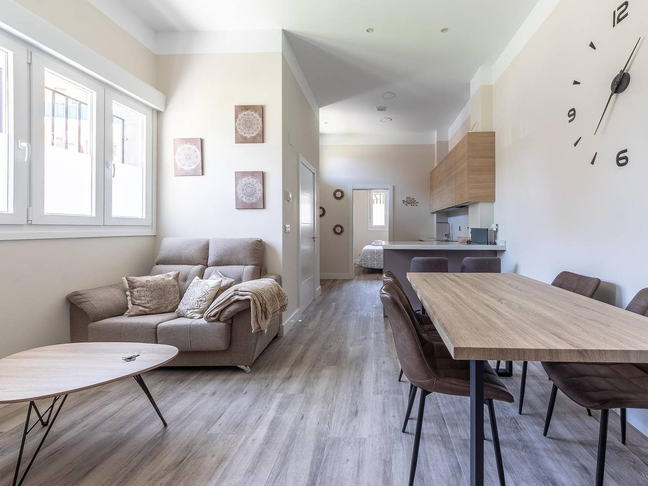 Entire holiday apartment, Hospital Cruces Metro Bec in Barakaldo, Bizkaia