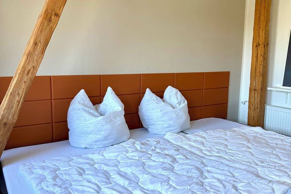 Ganze Wohnung, Familienbett, Garten, Sauna: Zwischen Ostsee und Wald in Wittenbeck, Bad Doberan & Umland