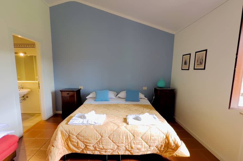 Charming Apartment on the top of the hill in Torgiano, Perugia Provinz