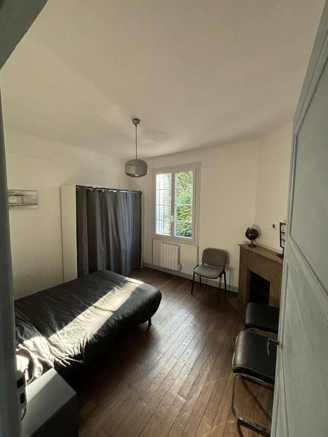 Location de vacances pour 8 personnes, avec jardin à Neuvy-sur-Loire
