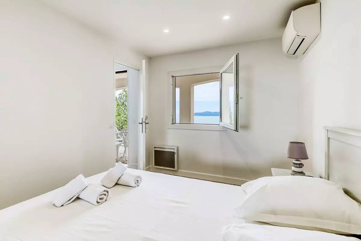 Appartement entier, Appartements pour 4 Personnes in Plage d'Aiguebelle, Le Lavandou