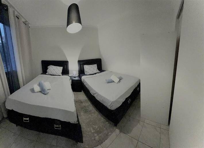 Gîte pour 8 personnes, avec terrasse et jardin à Saint-Priest - 3