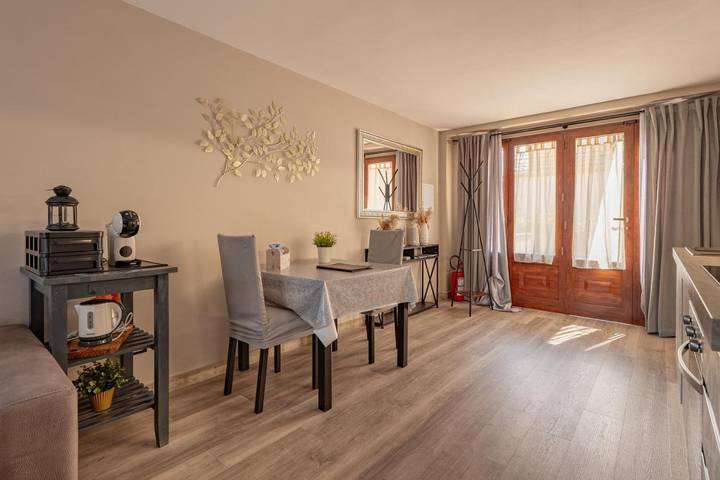 Gîte pour 2 personnes, avec Jardin et Vue dans Orentano - 2