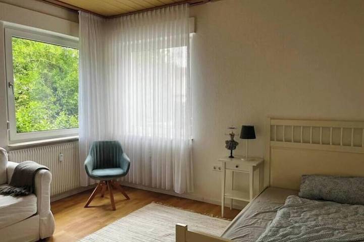 Ganze Wohnung, Schöne Wohnung direkt am Kurwald in Bad Lippspringe, Nordrhein-Westfalen