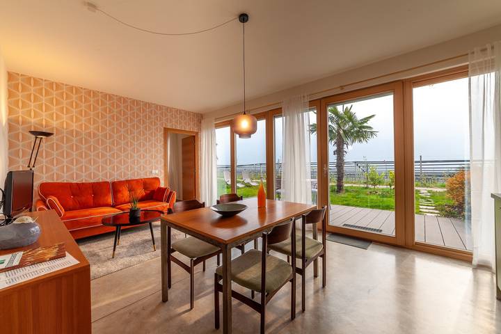 Entire apartment, Holiday Apartment Vitus with Mountain View, Wi-Fi, Garden & Terrace in Baslan, Tscherms