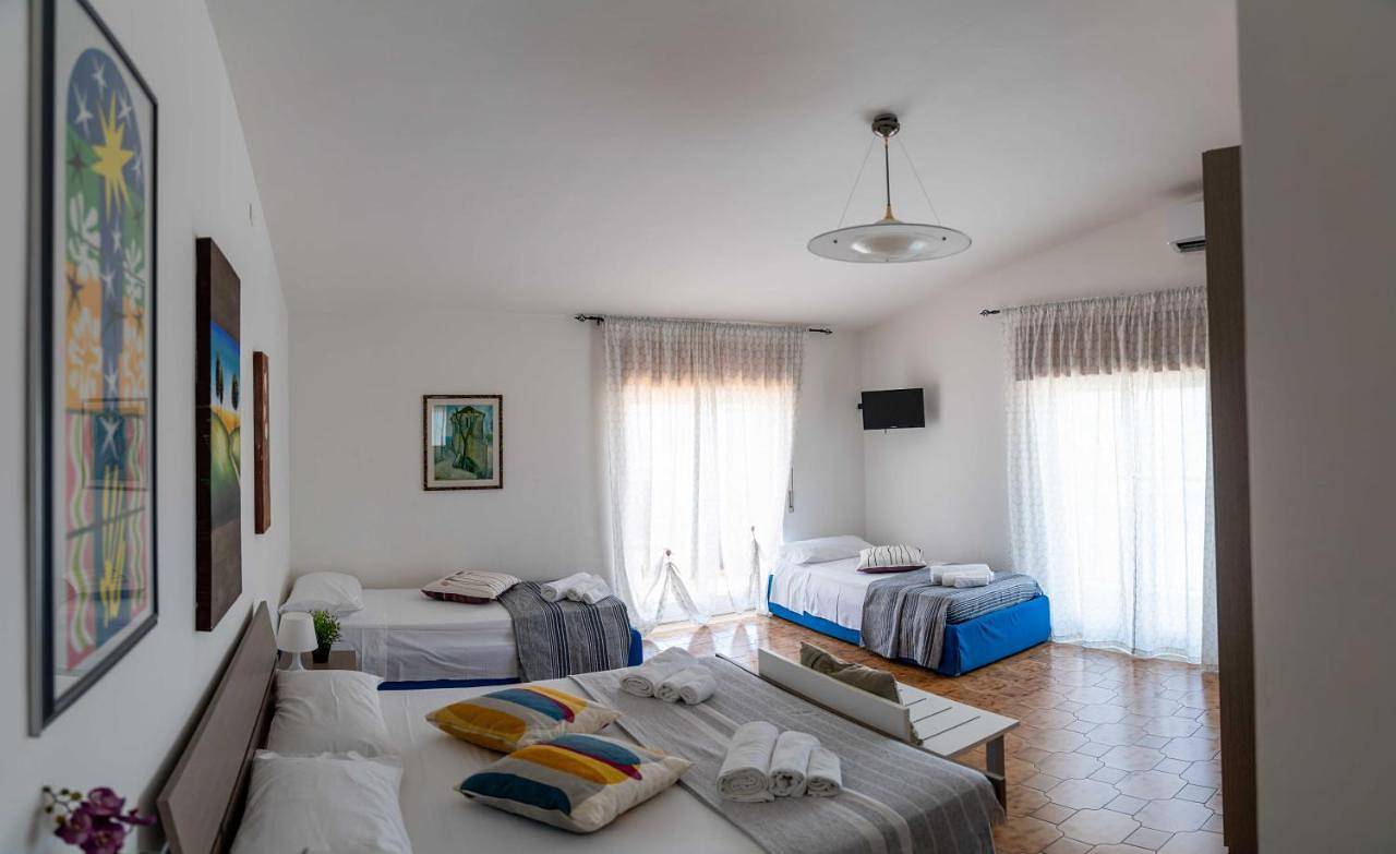 Double Room with Private Bathroom in Grisolia, Costa Tirrenica Calabria